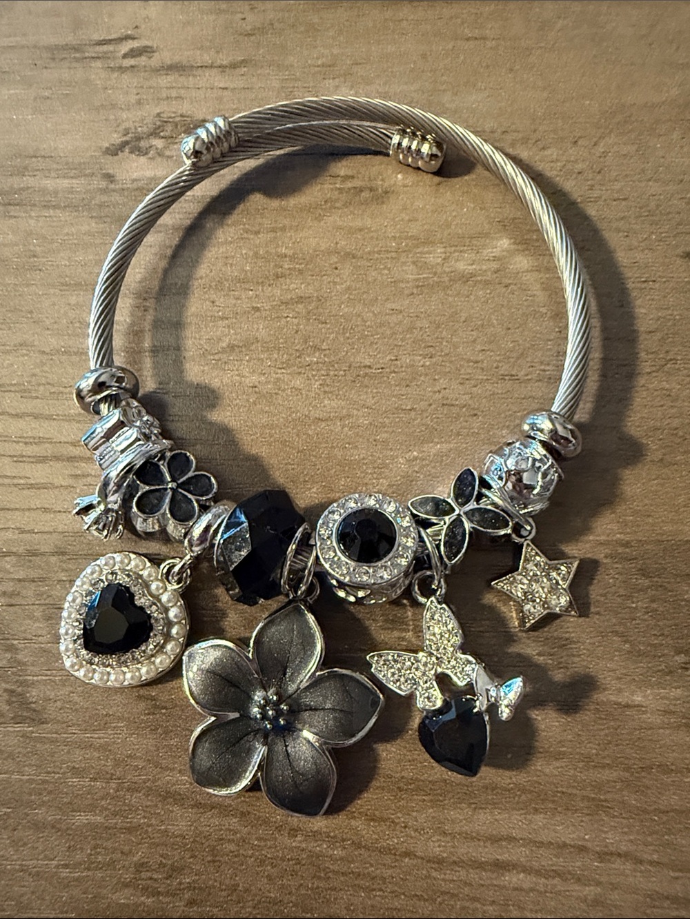 Silver-Tone Black Crystal Flower Charm Bracelet Stainless Steel